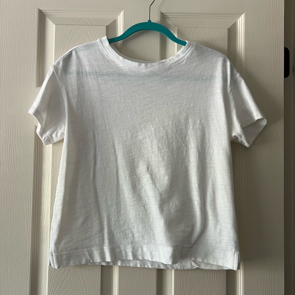 NWOT ON White Short Sleeve Tee